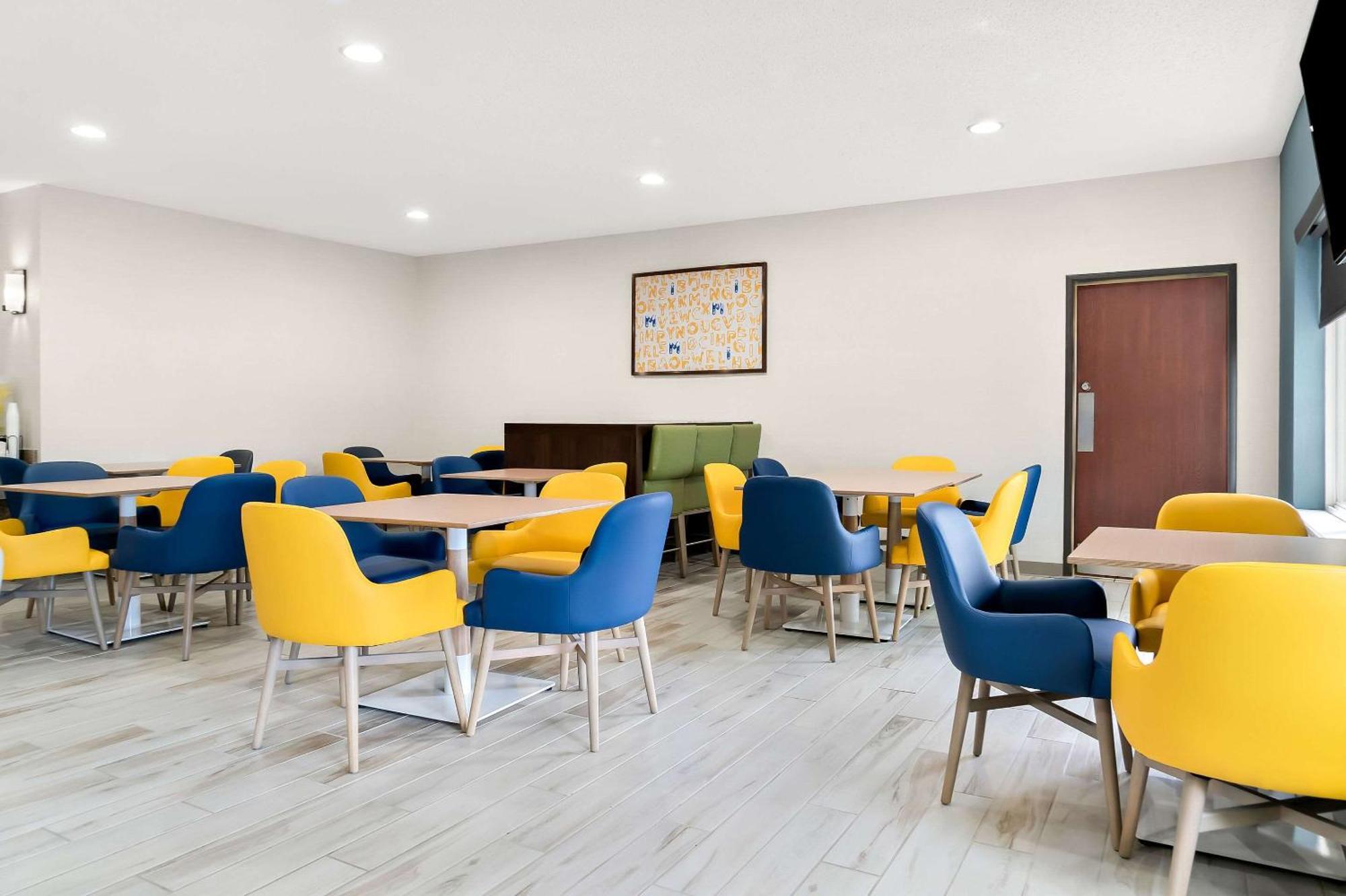 Comfort Suites Southfield-Detroit Экстерьер фото
